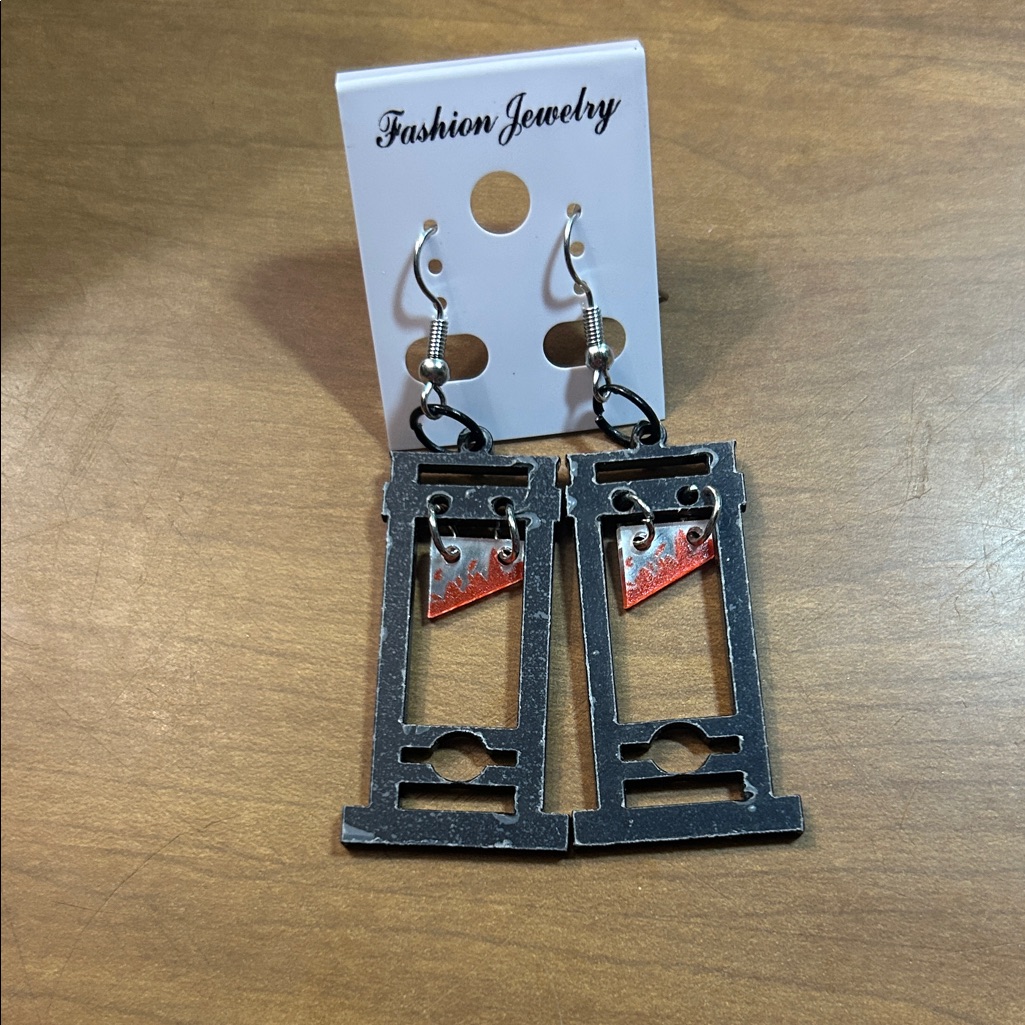 Black And Red Guillotine Earrings Black And Red Guillotine Earrings